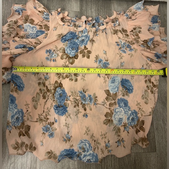 Petal & Pup Pink Floral Off-Shoulder Blouse - Picture 3 of 10